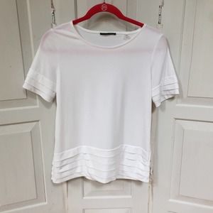 Tahari White Short Sleeve Top